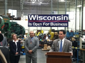 Data Wonk: Is Walker to Blame for Poor Job Growth?
