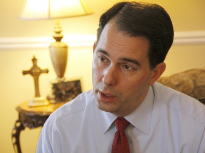Marquette Law School Poll finds Walker job approval at 37 percent, following presidential run