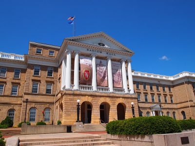 威斯康辛州大学学费上涨