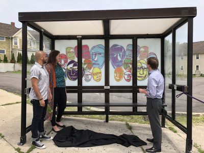 密尔沃基:MCTS在公交候车亭添加艺术