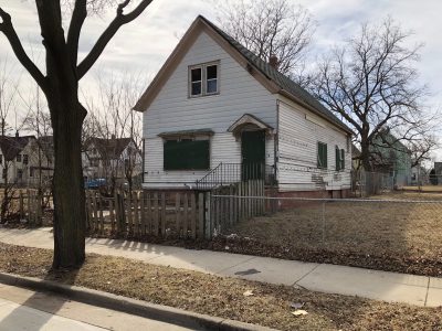 眼睛在Milwaukee: Gorman Buying 38 Foreclosed Homes