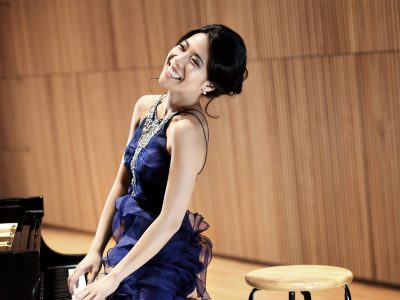 古典:坦率的音乐特色钢琴家Joyce Yang