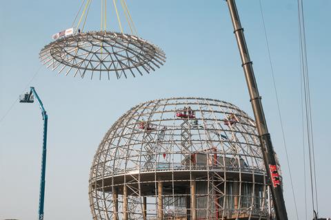 富士康“完成”100英尺高的高性能计算数据中心全球