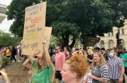 红箭公园举行支持堕胎的集会。戴夫·里德于2022年7月4日拍摄。