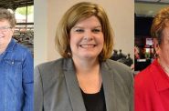 威斯康辛技术学院系统董事会成员，从左起，贝基·莱佐、凯利·图尔多和前共和党州议员玛丽·威廉姆斯。他们的任期于2021年5月结束，但三人拒绝辞职。