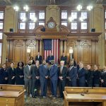 市政厅:新议员在热烈的掌声中宣誓就职