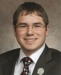 众议员Mark Spreitzer和LGBT党团提出两党平等议程